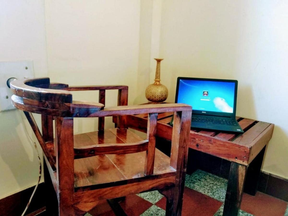 فندق تيرث بالاس بوشكار المظهر الخارجي الصورة